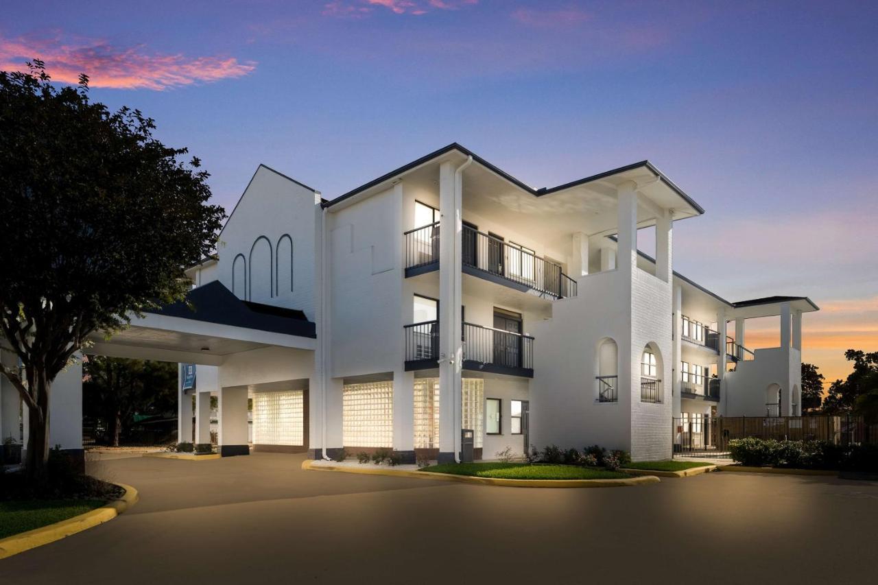 Surestay Hotel By Best Western Spring North Houston Zewnętrze zdjęcie