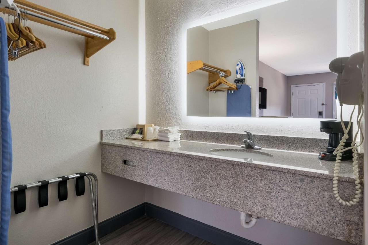 Surestay Hotel By Best Western Spring North Houston Zewnętrze zdjęcie